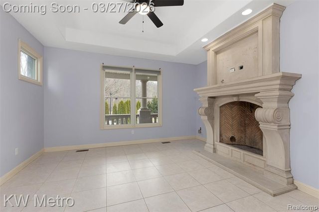 65884 Windrose Court, Ray, MI 48096