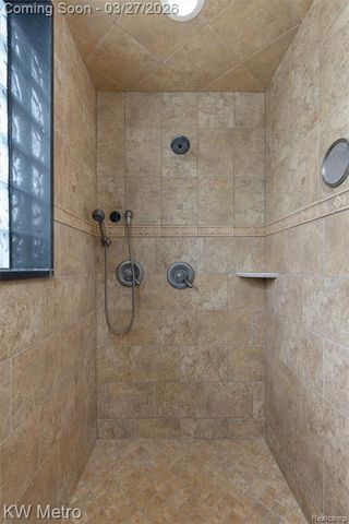 65884 Windrose Court, Ray, MI 48096