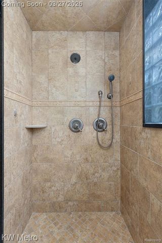 65884 Windrose Court, Ray, MI 48096