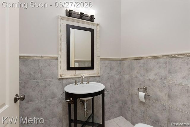 65884 Windrose Court, Ray, MI 48096