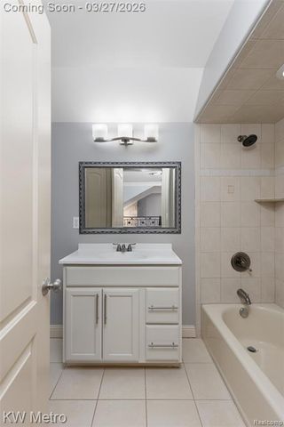 65884 Windrose Court, Ray, MI 48096