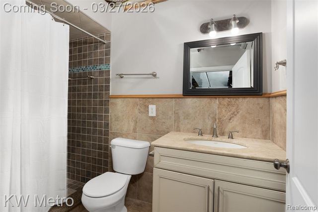 65884 Windrose Court, Ray, MI 48096