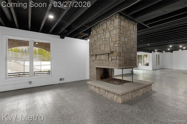 65884 Windrose Court, Ray, MI 48096