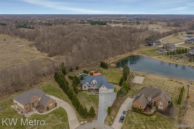 65884 Windrose Court, Ray, MI 48096