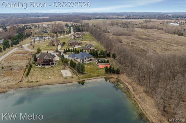 65884 Windrose Court, Ray, MI 48096
