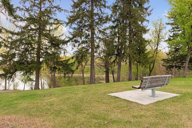 8447 Morgan Lane, Eden Prairie, MN 55347