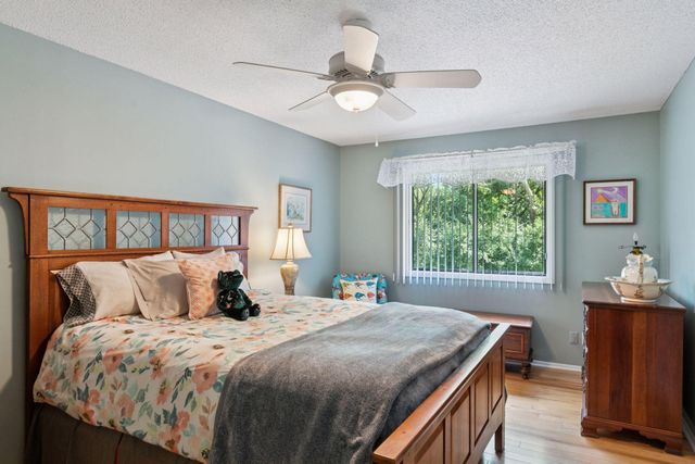 8447 Morgan Lane, Eden Prairie, MN 55347