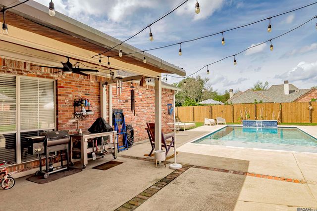 17816 W Colony Way, Baton Rouge, LA 70810