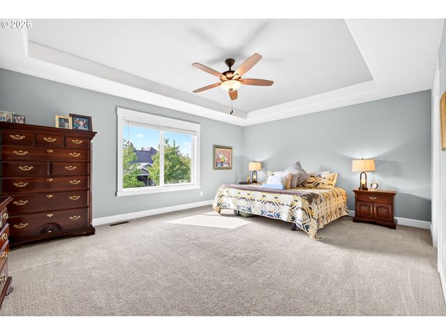 19584 CENTRAL POINT Rd, Oregon City, OR 97045