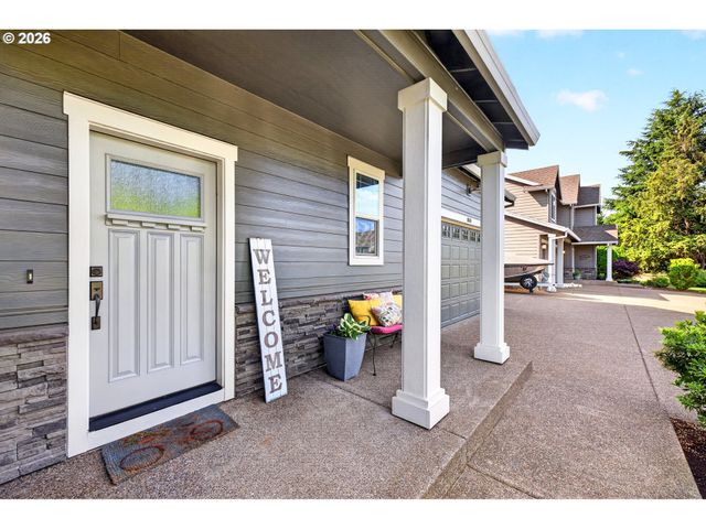 19584 CENTRAL POINT Rd, Oregon City, OR 97045