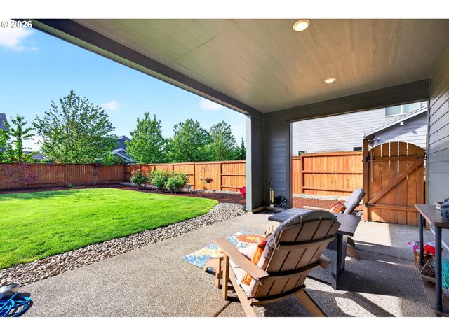 19584 CENTRAL POINT Rd, Oregon City, OR 97045