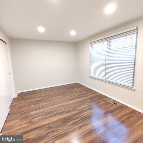 8317 GEORGIAN CT, Manassas, VA 20110