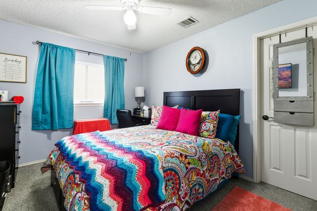 10116 High Eagle Trail, Fort Worth, TX 76108