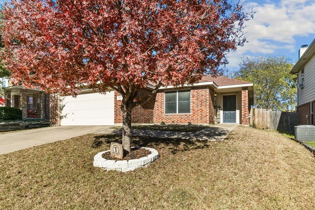 10116 High Eagle Trail, Fort Worth, TX 76108