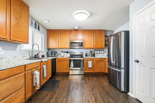 10116 High Eagle Trail, Fort Worth, TX 76108