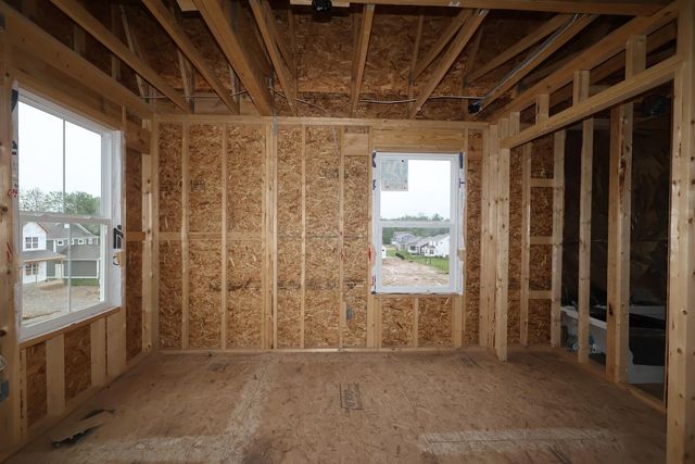 402 Fannin Drive, Pataskala, OH 43062