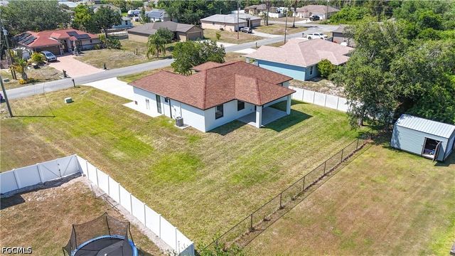 717 Zendor AVE, Fort Myers, FL 33913