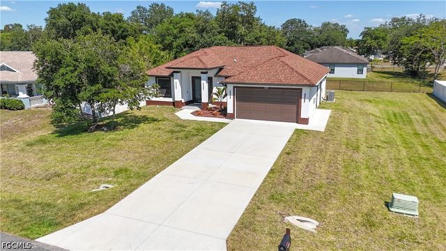 717 Zendor AVE, Fort Myers, FL 33913