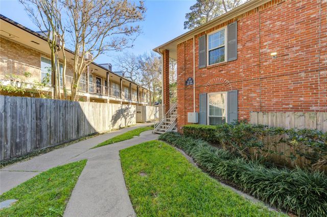 839 Wax Myrtle Lane A, Houston, TX 77079