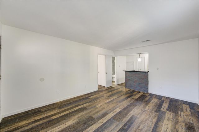 839 Wax Myrtle Lane A, Houston, TX 77079