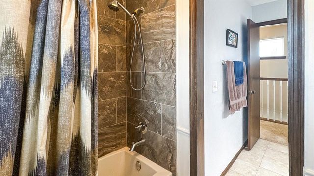11501 Carriage Drive, Yukon, OK 73099