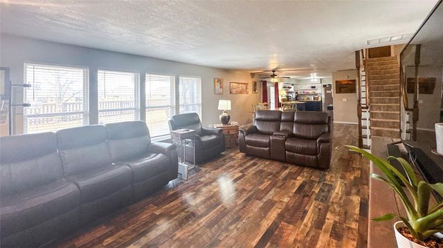 11501 Carriage Drive, Yukon, OK 73099
