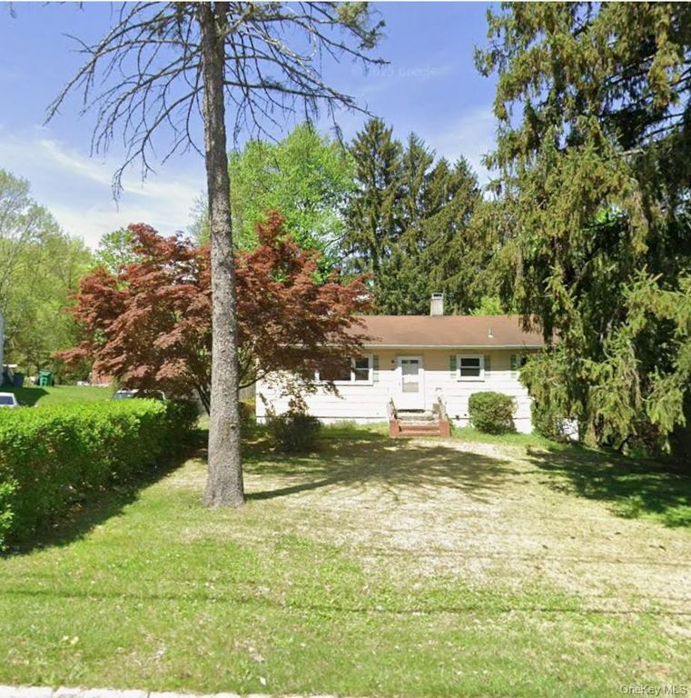 28 Duelk Avenue, Monroe, NY 10950