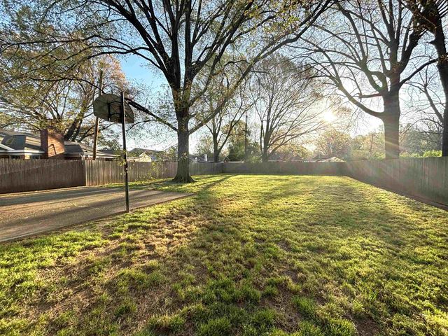 5249 BOSWELL AVE, Memphis, TN 38120