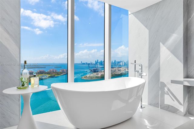 1000 S Pointe Dr 3501, Miami Beach, FL 33139