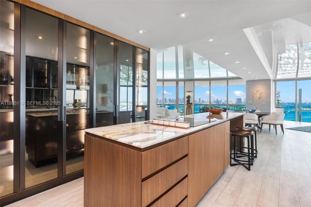 1000 S Pointe Dr 3501, Miami Beach, FL 33139