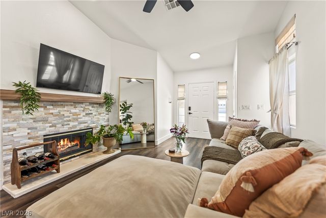 23 Mesquite Village Circle, Henderson, NV 89012