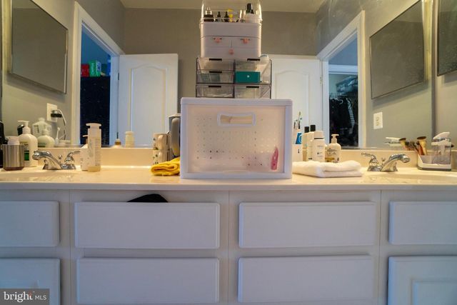 11443 FOGARTY CT, Fairfax, VA 22030