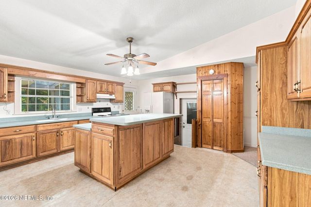 1478 GATELY Road, Jacksonville, FL 32225