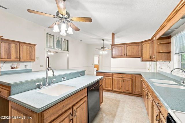 1478 GATELY Road, Jacksonville, FL 32225