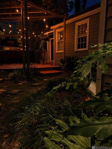 2280 Pickett Ave, Baton Rouge, LA 70808