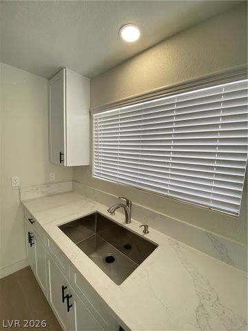 7547 kalmalii av Avenue, Las Vegas, NV 89147