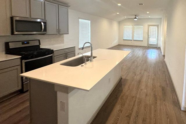 7519 Rivercane Shore Lane, Richmond, TX 77407