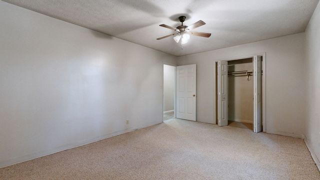 14 Cable Rd, Oak Grove, KY 42262