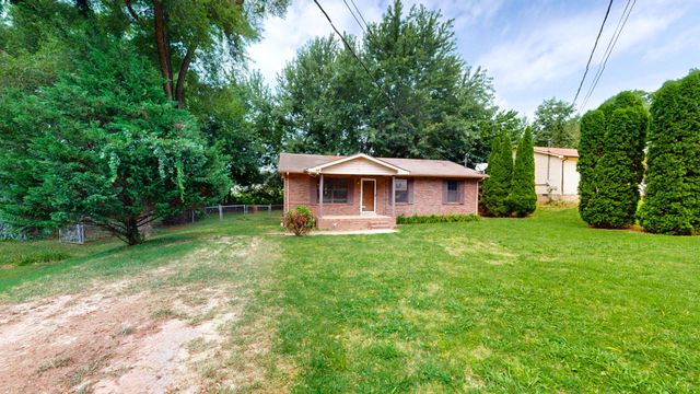 14 Cable Rd, Oak Grove, KY 42262
