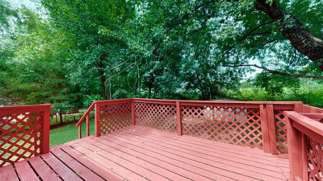 14 Cable Rd, Oak Grove, KY 42262