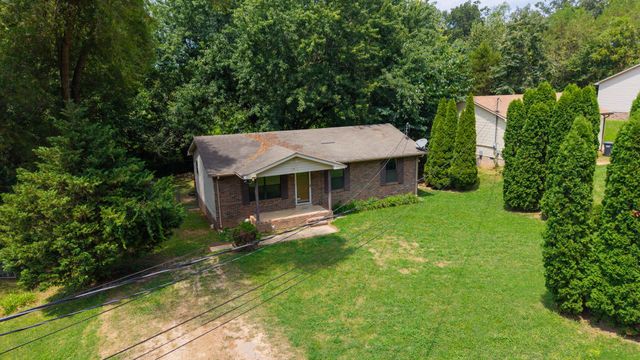 14 Cable Rd, Oak Grove, KY 42262