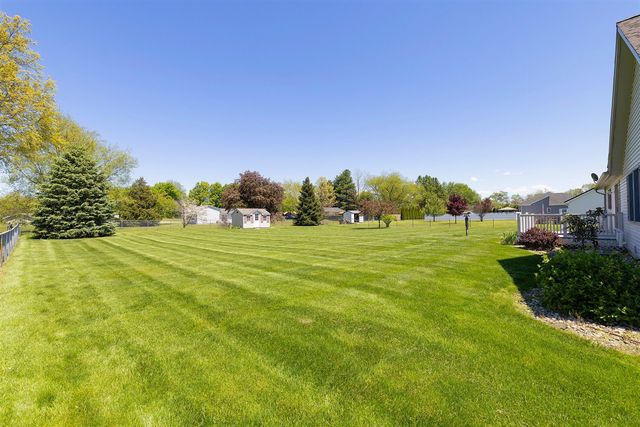 29376 Saddlebred Lane, Dowagiac, MI 49047