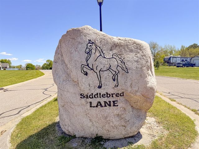 29376 Saddlebred Lane, Dowagiac, MI 49047
