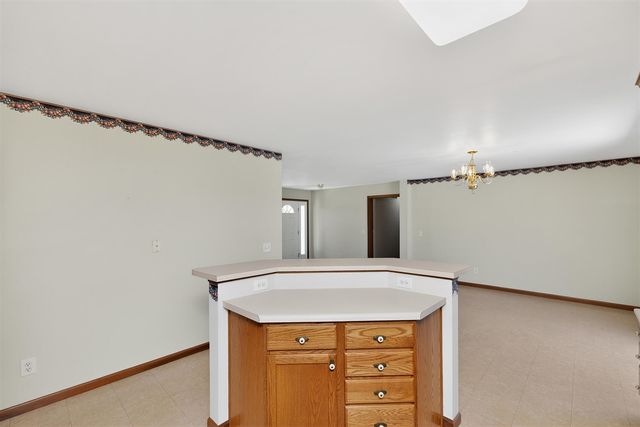 29376 Saddlebred Lane, Dowagiac, MI 49047