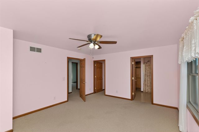 29376 Saddlebred Lane, Dowagiac, MI 49047
