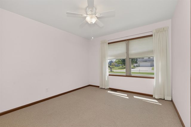29376 Saddlebred Lane, Dowagiac, MI 49047