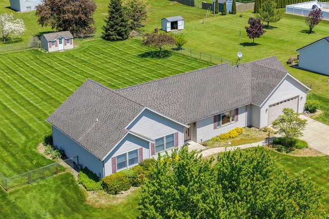 29376 Saddlebred Lane, Dowagiac, MI 49047