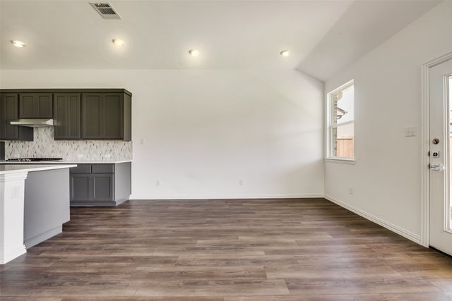 1820 Purtis Creek Drive, Forney, TX 75126