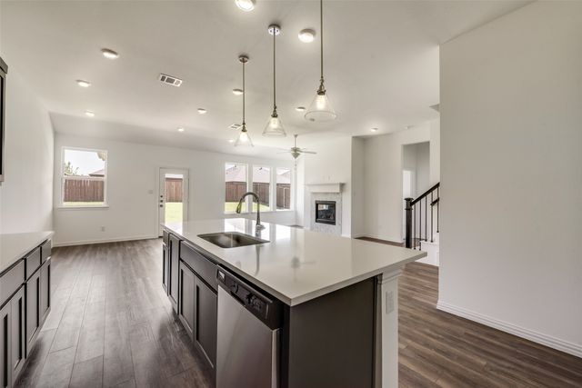 1820 Purtis Creek Drive, Forney, TX 75126