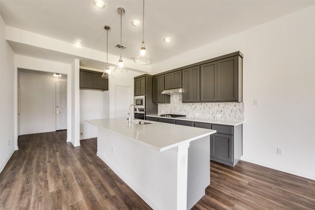 1820 Purtis Creek Drive, Forney, TX 75126